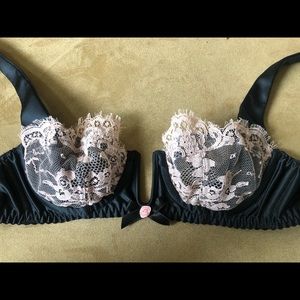 Agent Provocateur black & light pink bra 32b